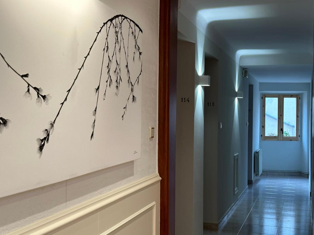 סרברה Hostal Bonavista מראה חיצוני תמונה
