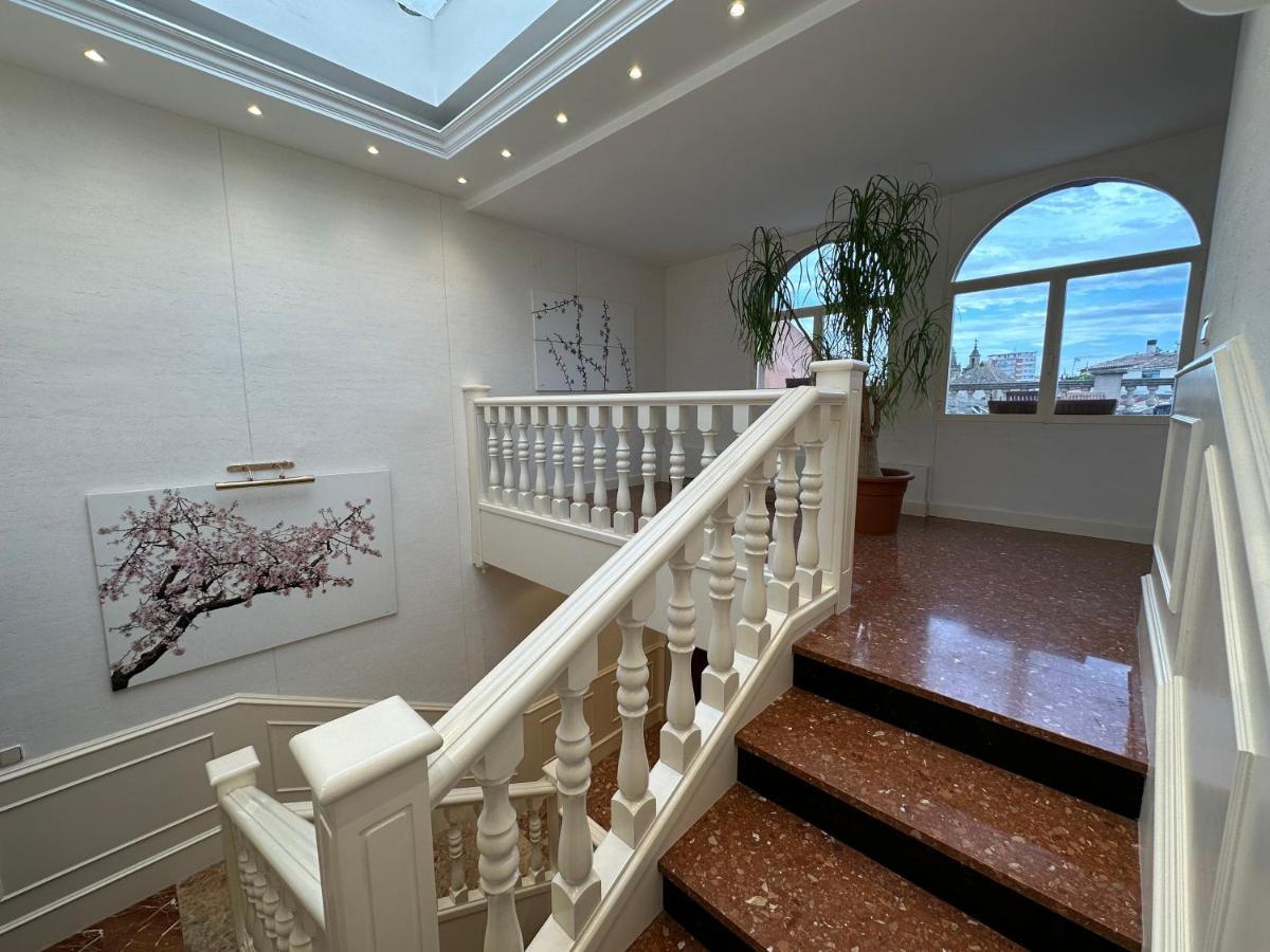 סרברה Hostal Bonavista מראה חיצוני תמונה
