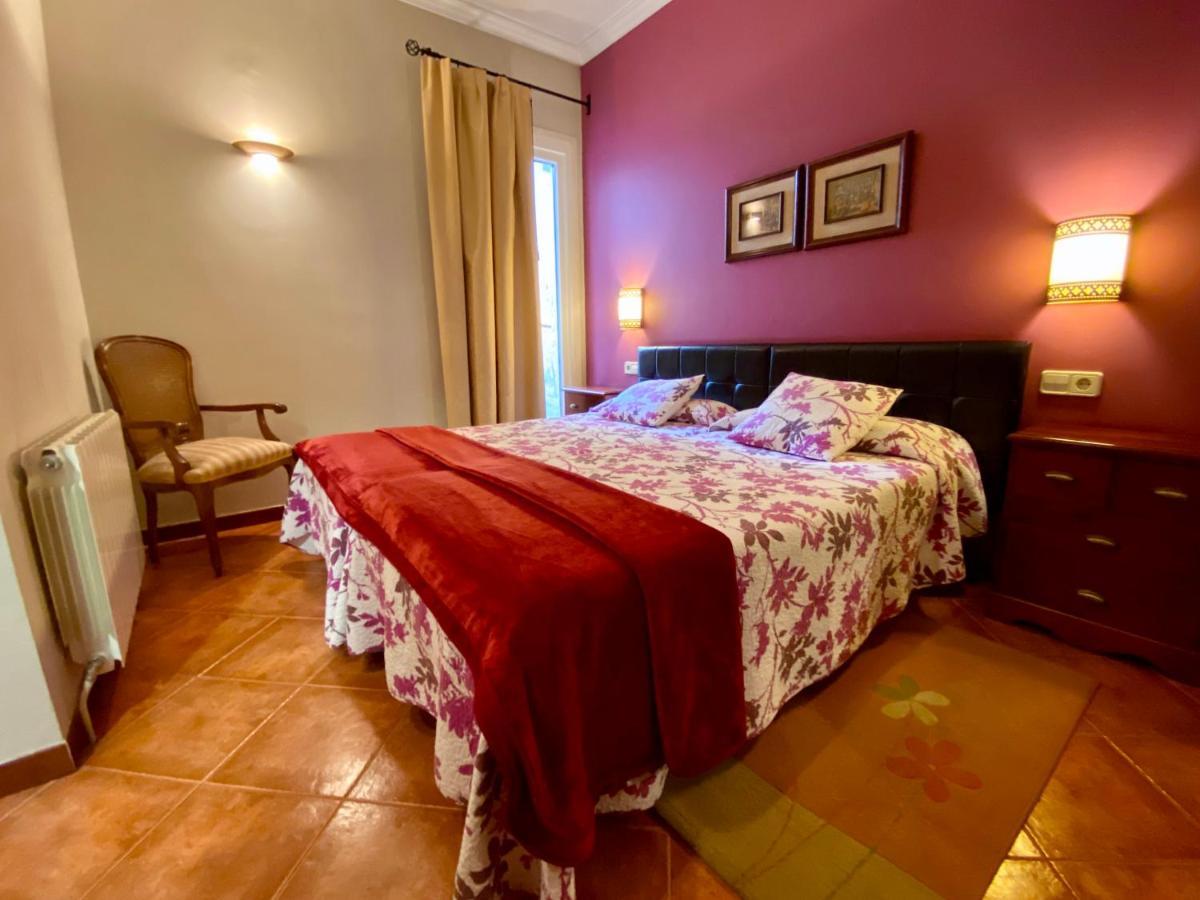 סרברה Hostal Bonavista מראה חיצוני תמונה