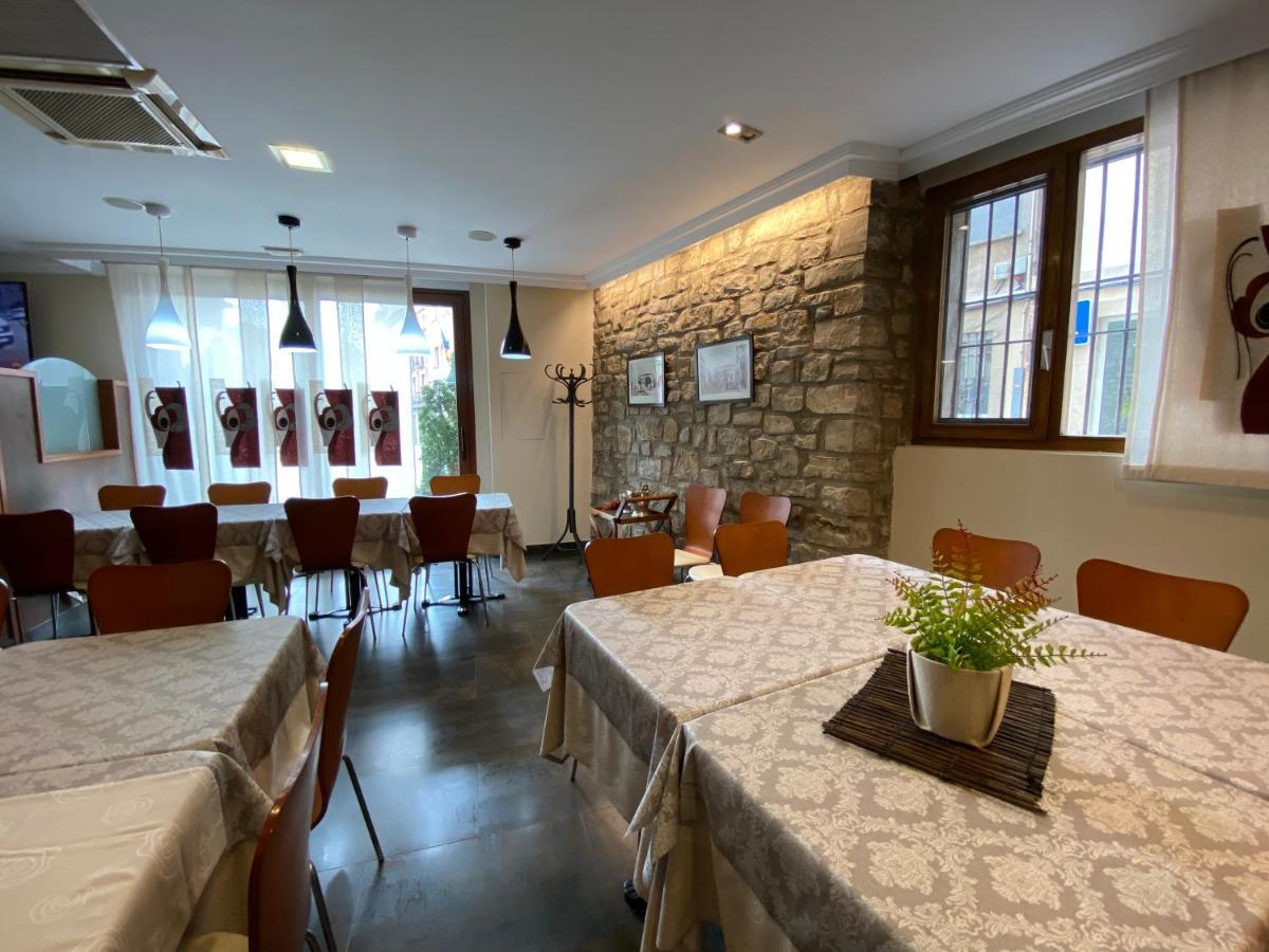 סרברה Hostal Bonavista מראה חיצוני תמונה